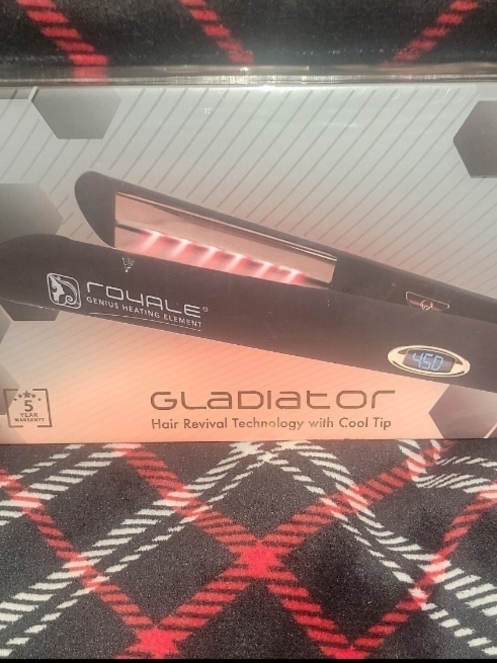 Royale Gladiator Luxury hair straightener w/cool tip brand new in black *sealed